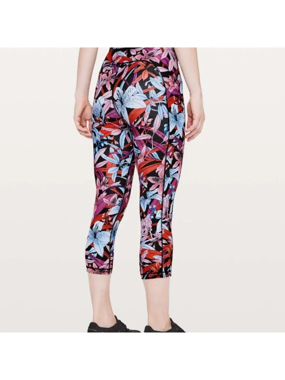 Lululemon Speed Up Crop *21